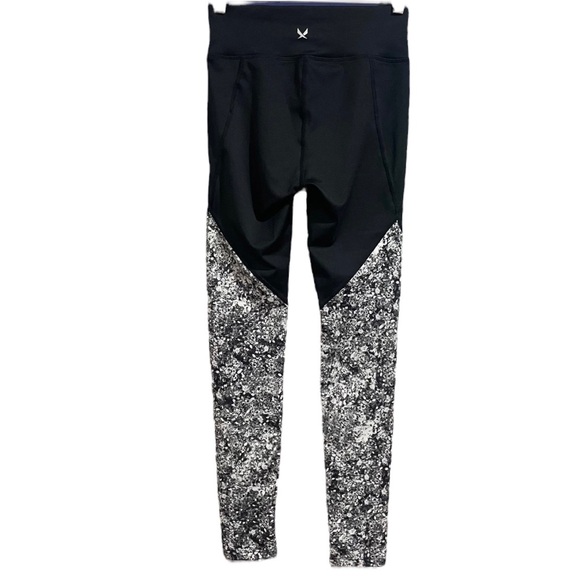 Brand New SOC Swedish Sportswear Girls High Waist Black White Leggings XL 16/18 - Picture 4 of 13